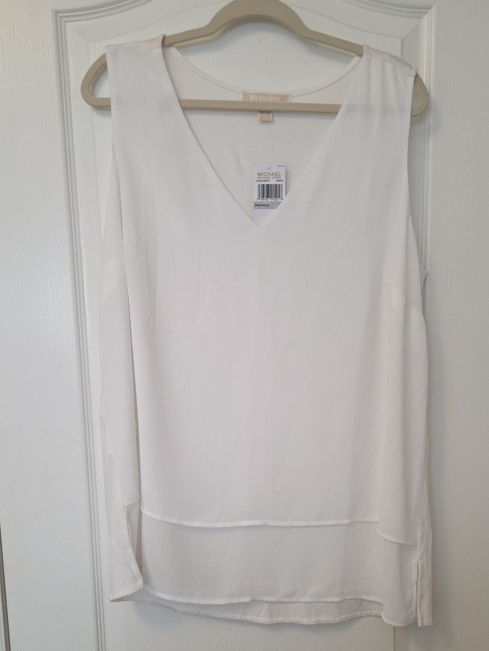 Michael Kors Cream V-Neck Sleeveless Camisole